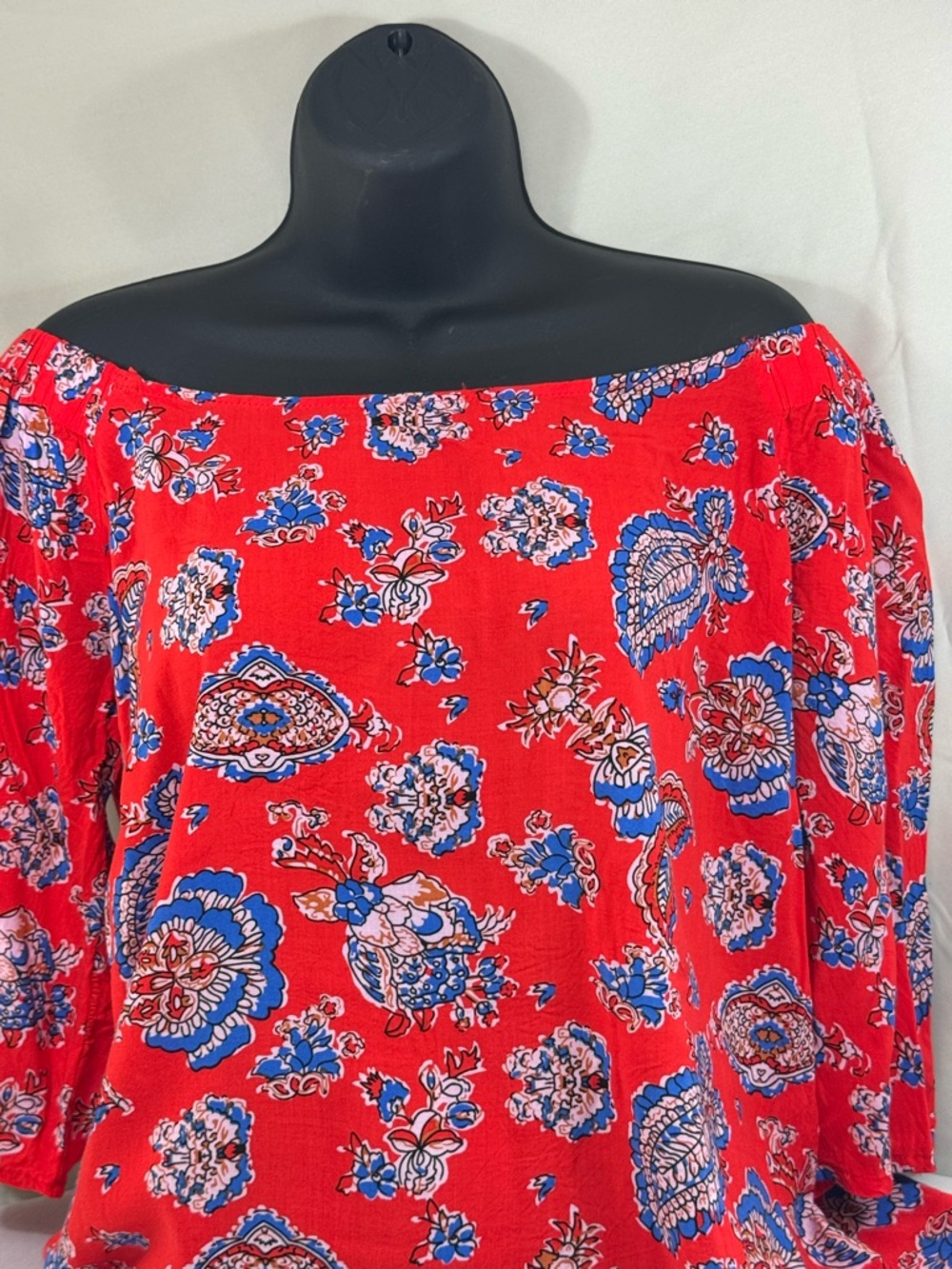 Ava Christine Off-Shoulder Blouse